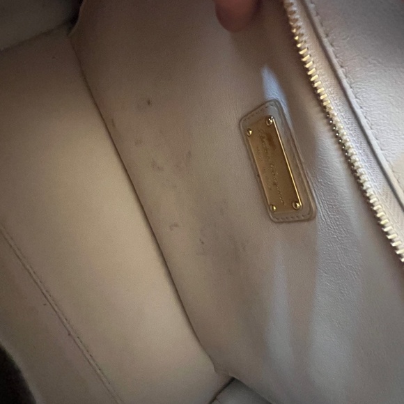 Salvatore Ferragamo leather shoulder bag with top handle - Picture 13 of 13